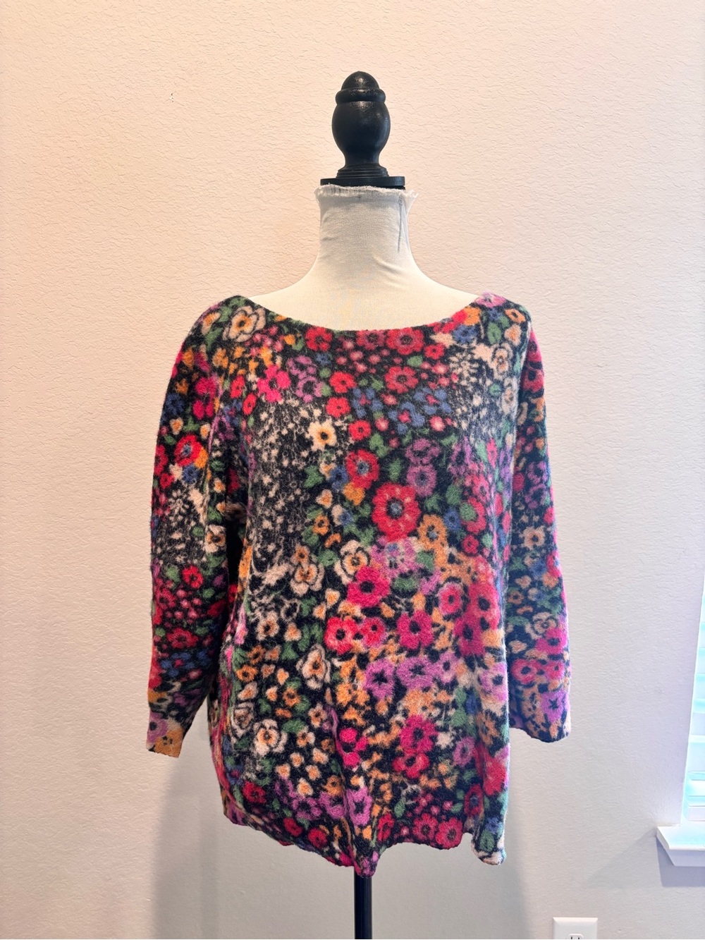 Anthropologie Bouquet Eyelash Floral Fuzzy Knit Pullover Sweater
